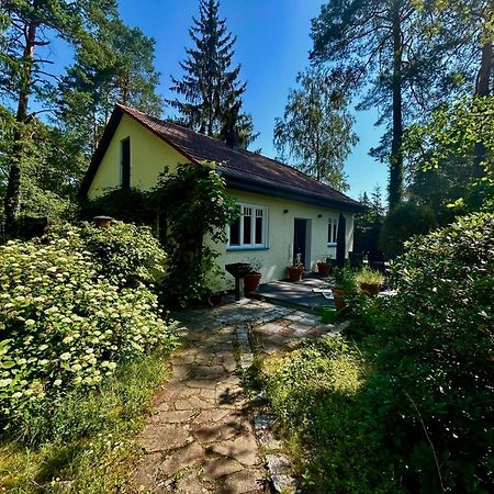 Ferienhaus Im Gruenen Mit Kamin Oranienburg Exterior photo