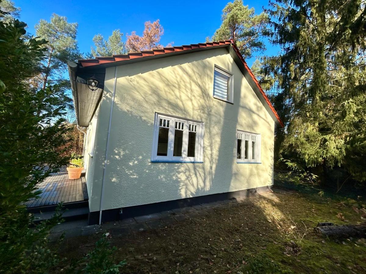 Ferienhaus Im Gruenen Mit Kamin Oranienburg Exterior photo