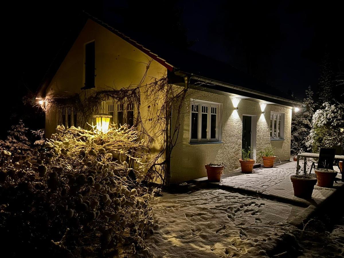 Ferienhaus Im Gruenen Mit Kamin Oranienburg Exterior photo